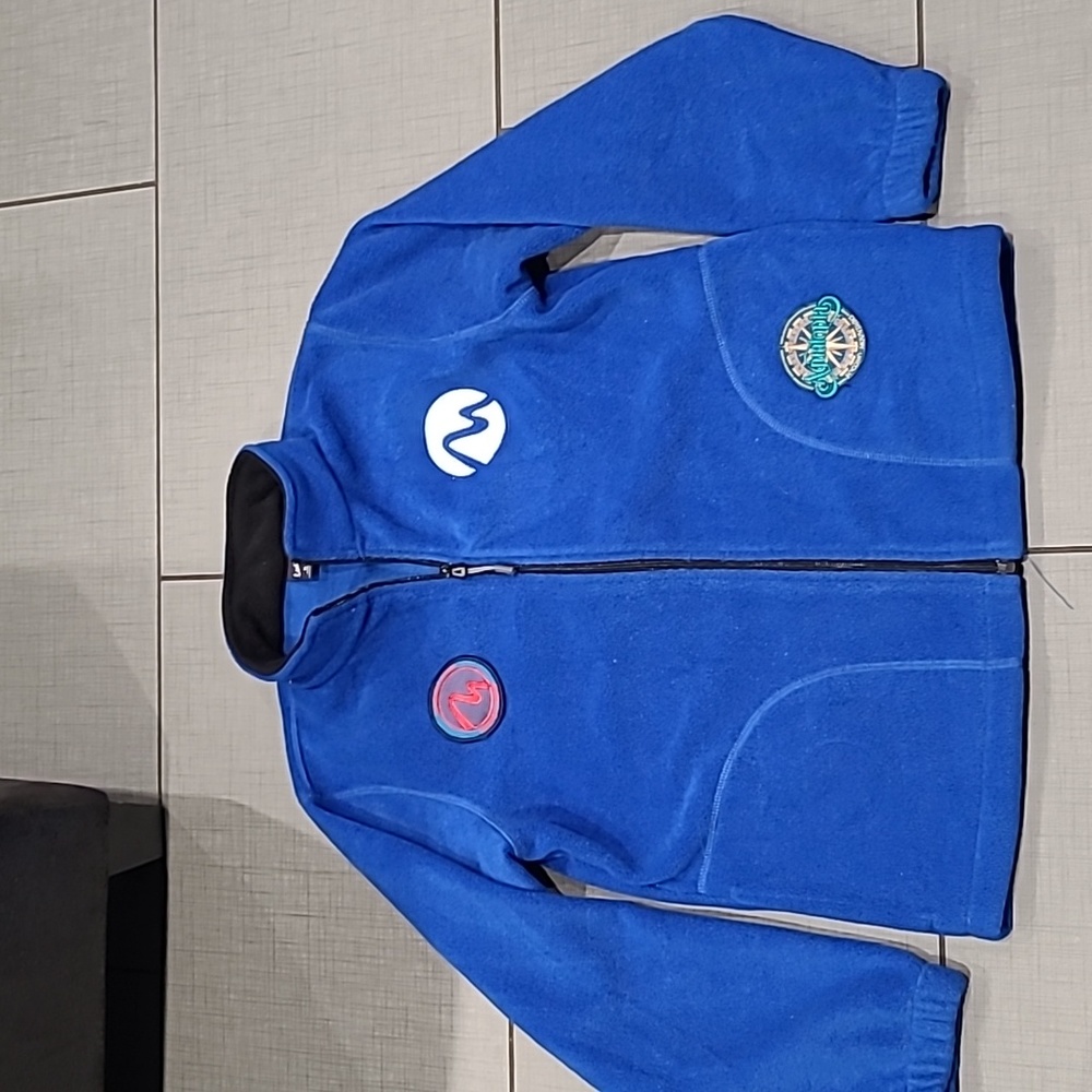 Camelback Resort Fleece Sweatshirt 10/12